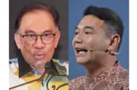 Anwar declines to comment on Rafizi's resignation