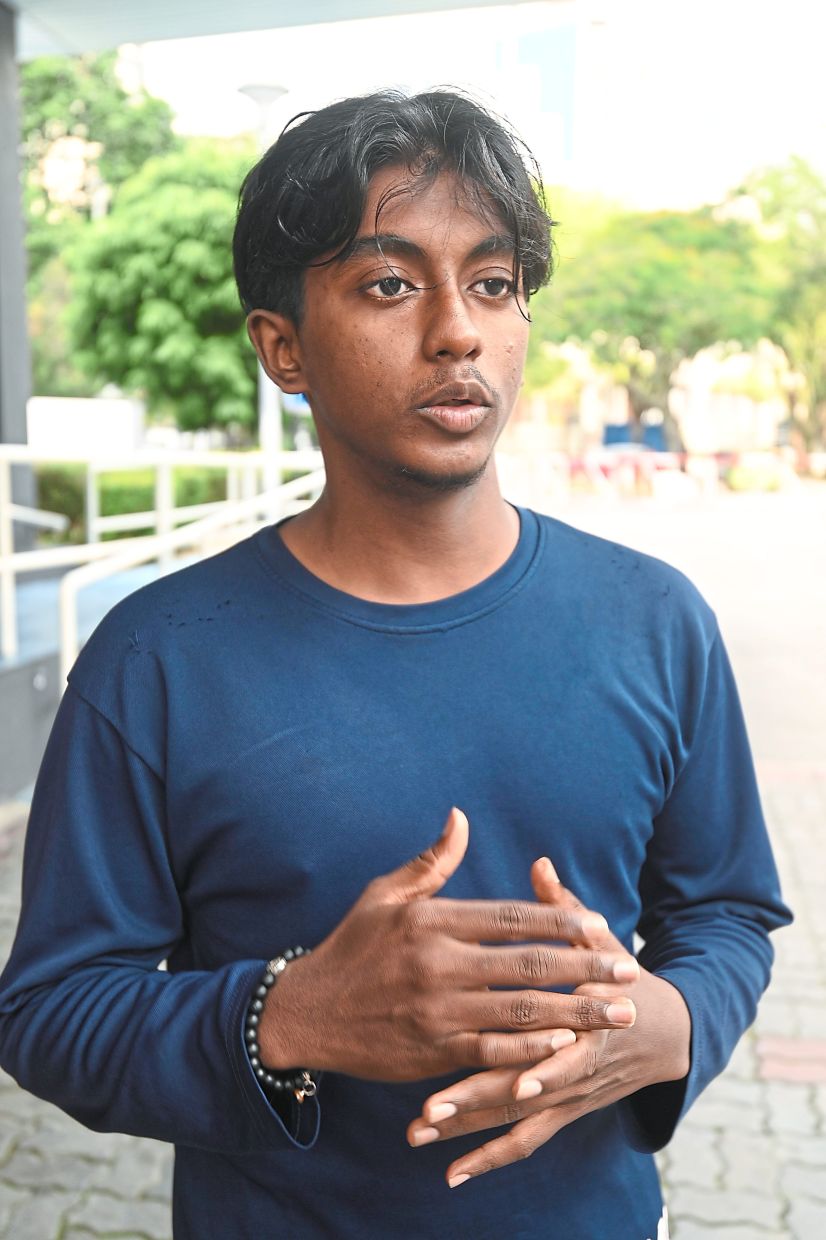 Muhammad Sharmin is calling for the provision of ‘sepak takraw’ courts at the sports hub.