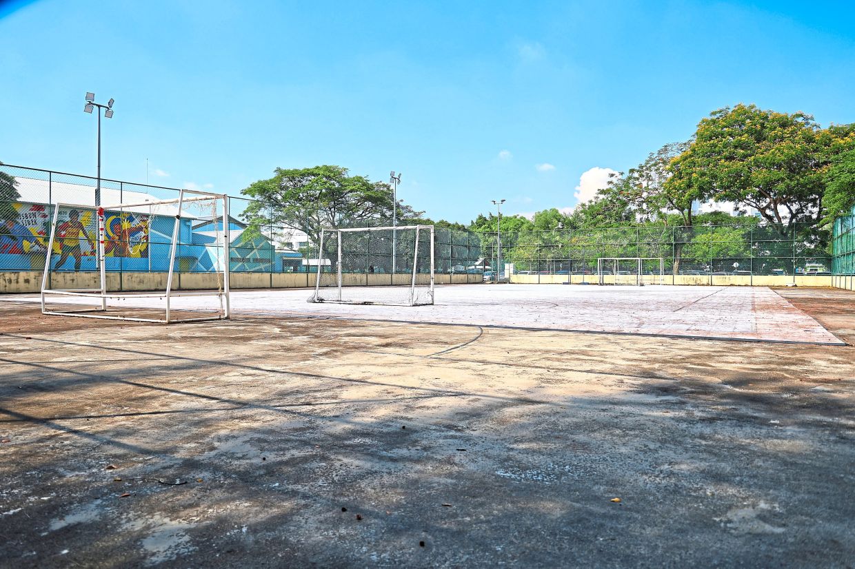 The hard court used to be a futsal court.