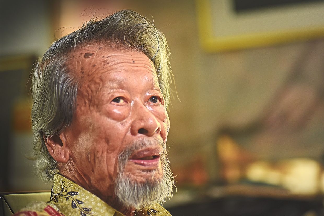 Chew Teng Beng’s professional career spans art, culture, administration, and education. He is also recognised for his research and influence on papermaking in Malaysia. Photo: Wayfinder Publishing House