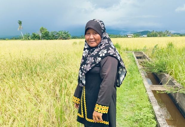 Noraini James is glad to be part of the Large-Scale Smart Paddy Field (SMART SBB) programme.