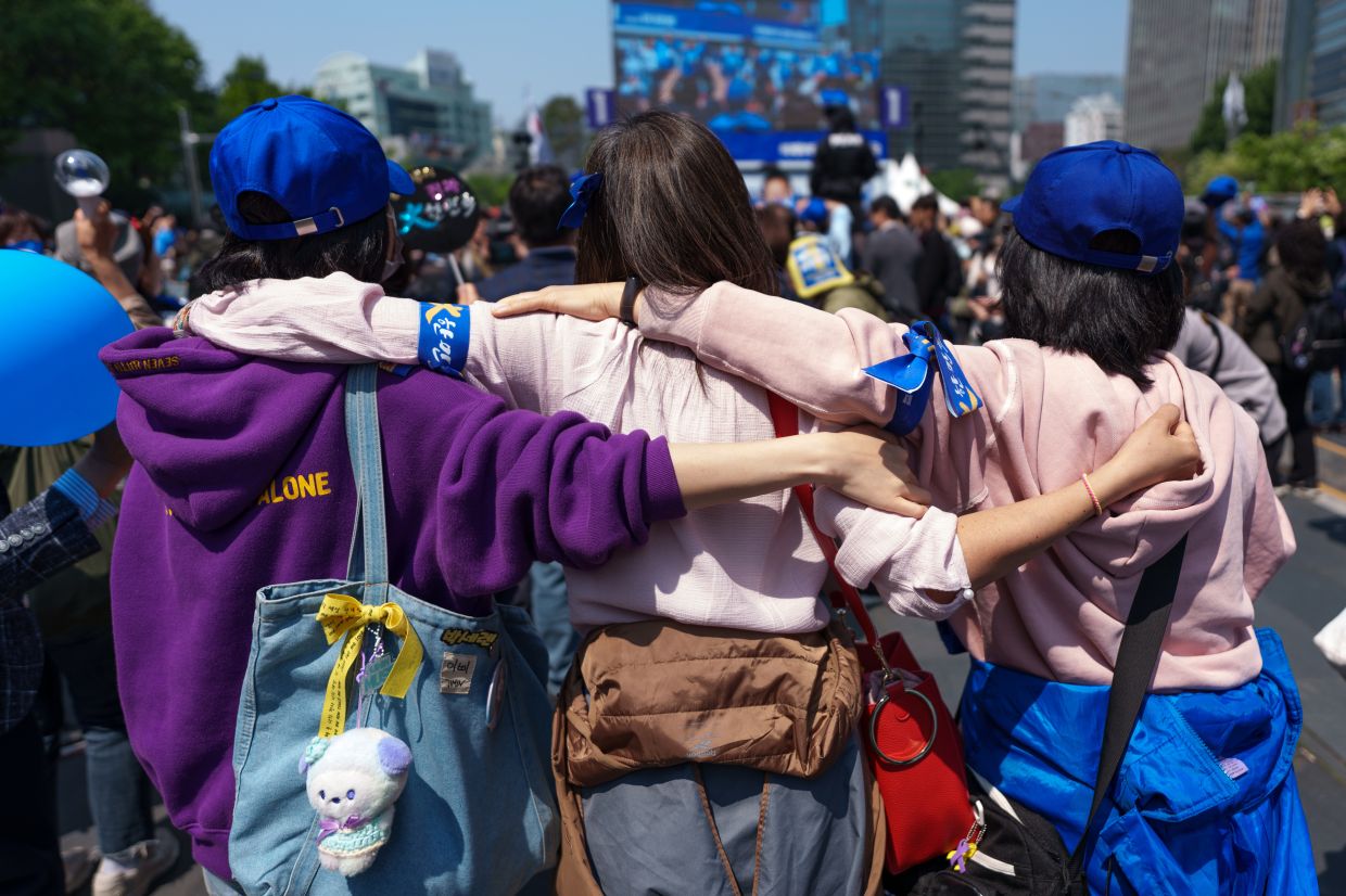Under many assassination threats, Lee Jae-myung, the presidential candidate of the Democratic Party, starts his presidential campaign in Seoul, South Korea, May 12th, 2025. Women took the lead in the protests against South Korea’s last president but the men running to replace him are saying little about the discrimination they face. — Chang W. Lee/The New York Times