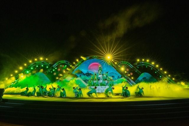 Dancers and other artists perform at the opening of the Danang International Fireworks Festival (DIFF) 2025. The event will take place from May 31 to July 12. - Photo courtesy of DIFF