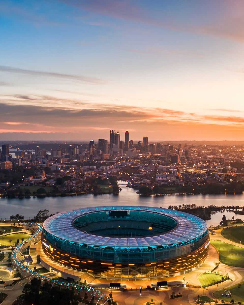 Apple Vacation’s 6D4N Perth and The Coastal Gems tour also explore the heart of Perth city to marvel at its many iconic structures.