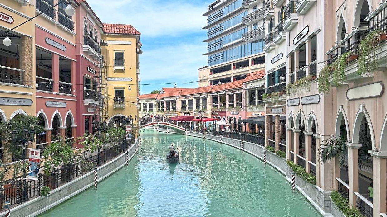 The Venice Grand Canal Mall has a carnival theme. — M. IRSYAD/The Star 