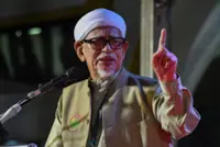 Hadi hints he may step down as PAS president