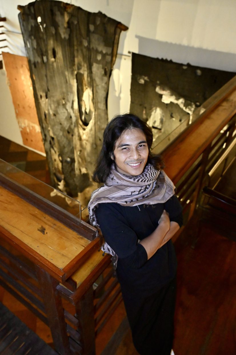 At his debut solo exhibition at Wei-Ling Gallery in Kuala Lumpur, Khabir presents a striking series of large-scale wall installations. Photo: The Star/Raja Faisal Hishan 