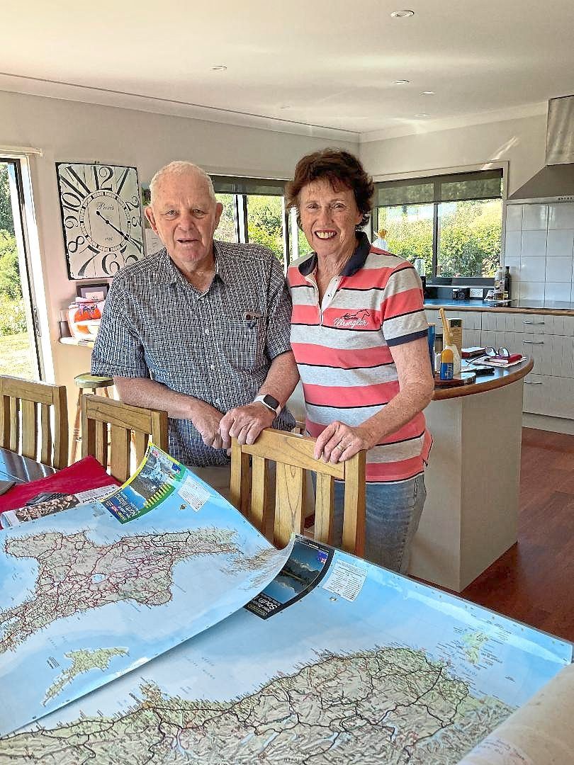 The warm hosts Bruce (left) and Jenefer. — Photos: Dr PRASHANT HARI DASS