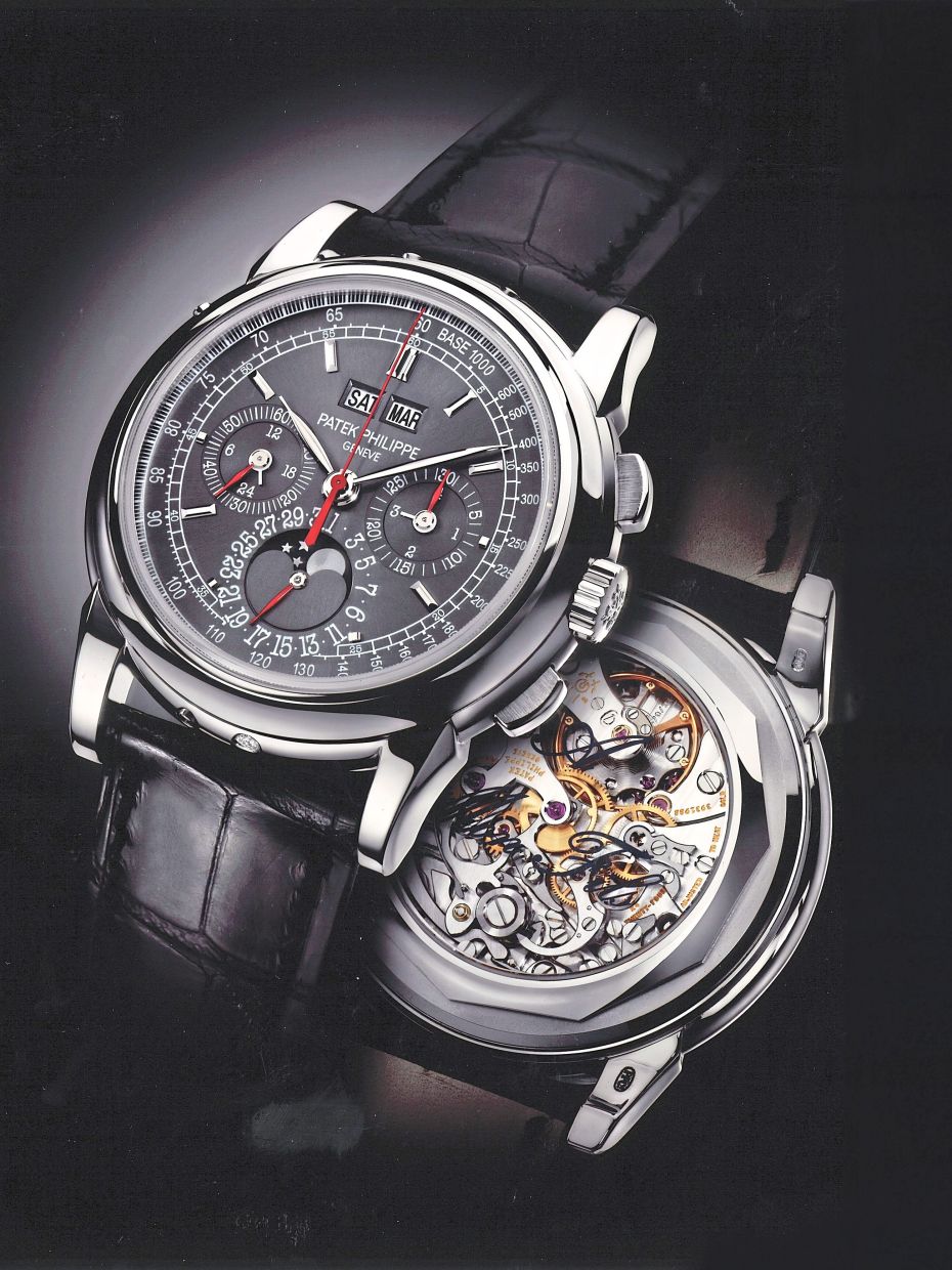 Lot 933 – Patek Philippe watch.