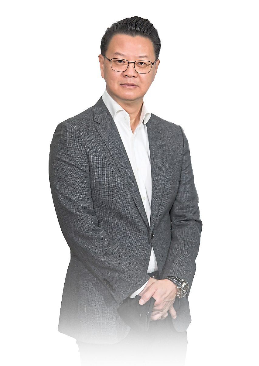 Tio advocates the synergy between Industry and Academia.