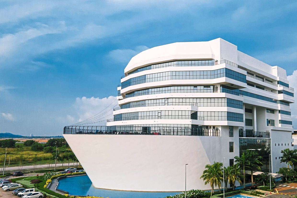 Peninsula College Malaysia offers a unique learning environment with its Campus-in-Industry concept at The Ship Campus in Penang.