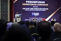 Govt committed to reducing national deficit, says PM