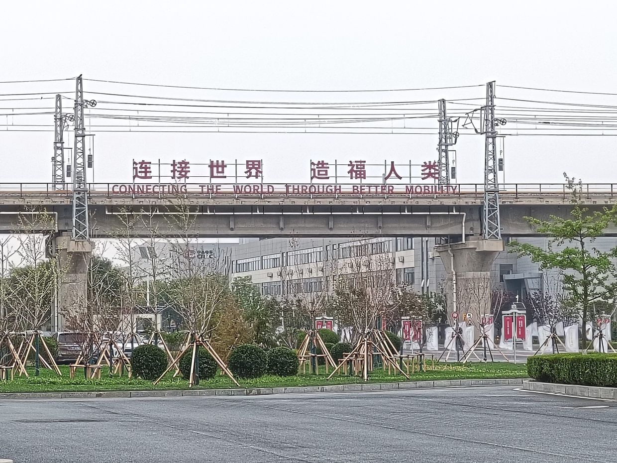 The 7km elevated test track at CRRC Dalian is used to test various rail vehicles and is crucial for evaluating performance, safety, and reliability before deployment. Static and dynamic tests as well as tests under various conditions like curves, switches, and ramps are carried out on the track on all rolling stock.