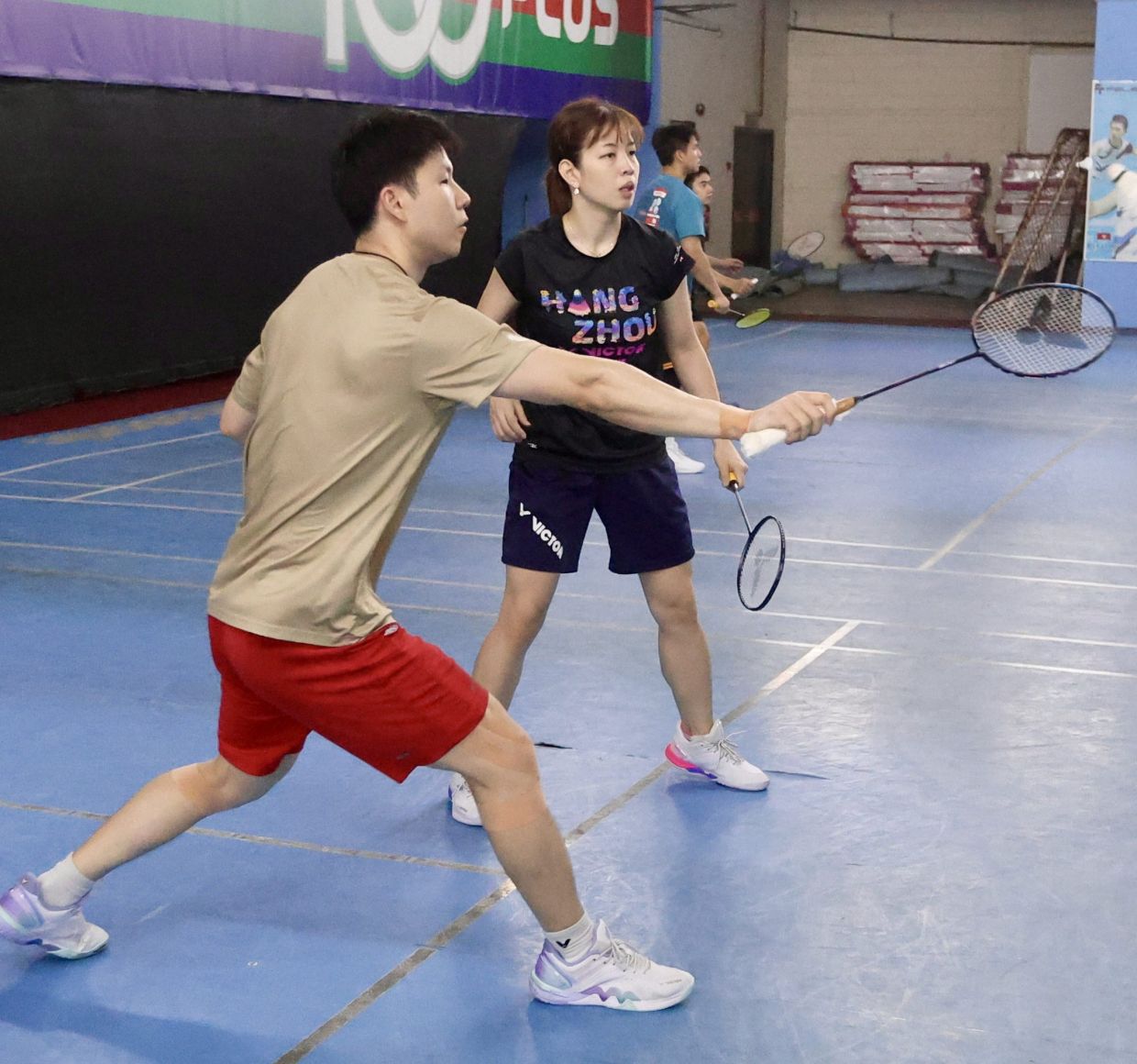 Goh Soon Huat-Shevon Lai Jemie training at the Pioneer Badminton Centre in Endah Parade ahead of the All-England —Low Boon Tat / The Star