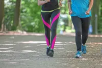 QuickCheck: Do fast walkers live longer?