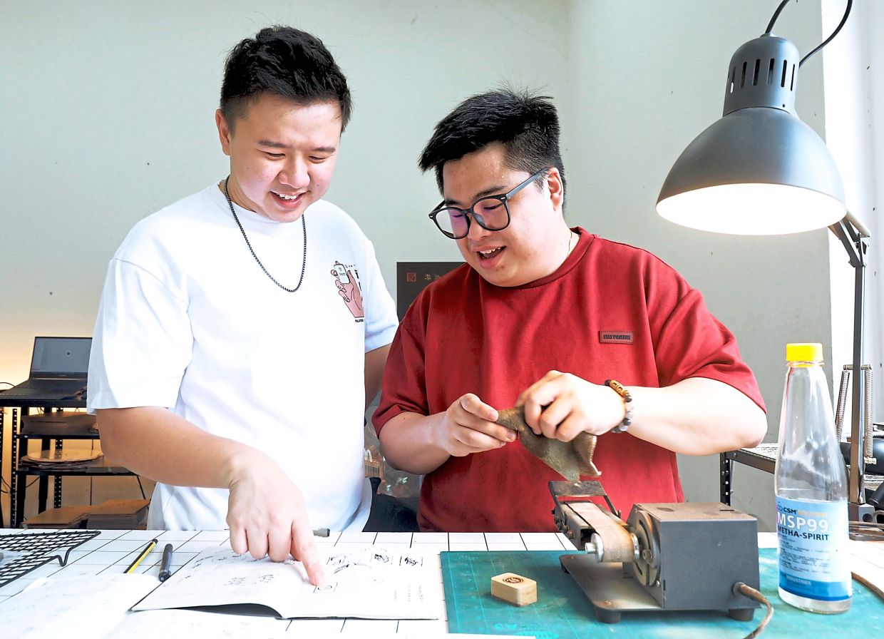 Wong (left) and Ng aim to make MyJong more accessible to all Malaysian communities.