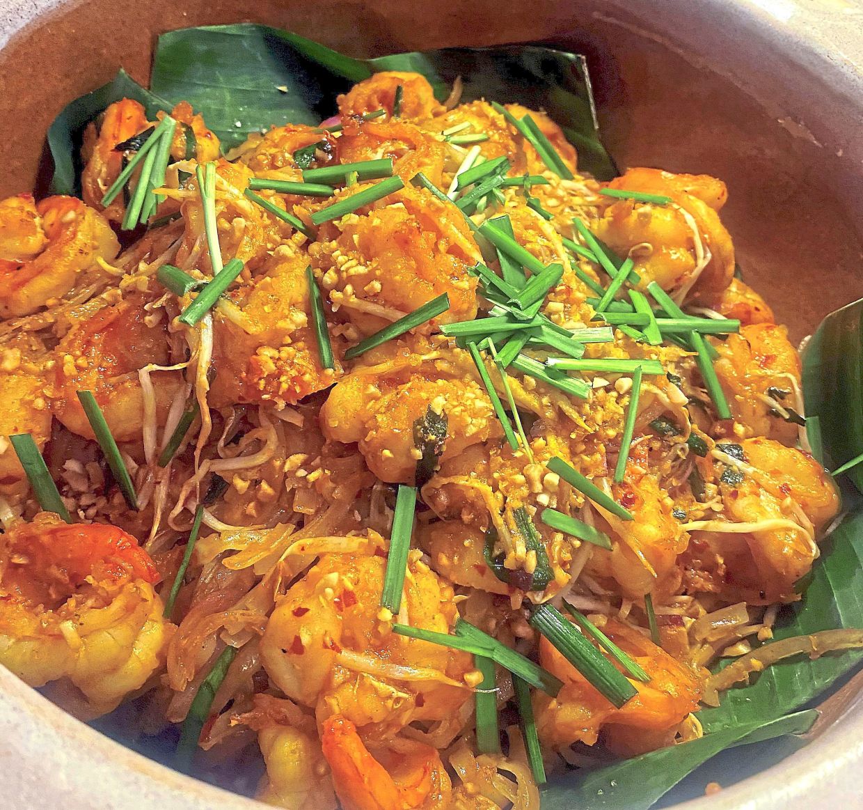 Pad Thai Goong with a generous amount of plump, juicy prawns.