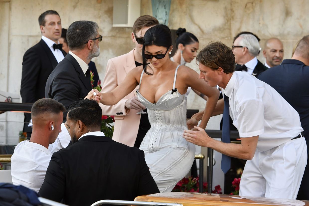 Kylie Jenner leaves a hotel ahead of the anticipated wedding celebrations of Jeff Bezos and Lauren Sanchez, in Venice, Italy, Friday, June 27, 2025. Photo: AP