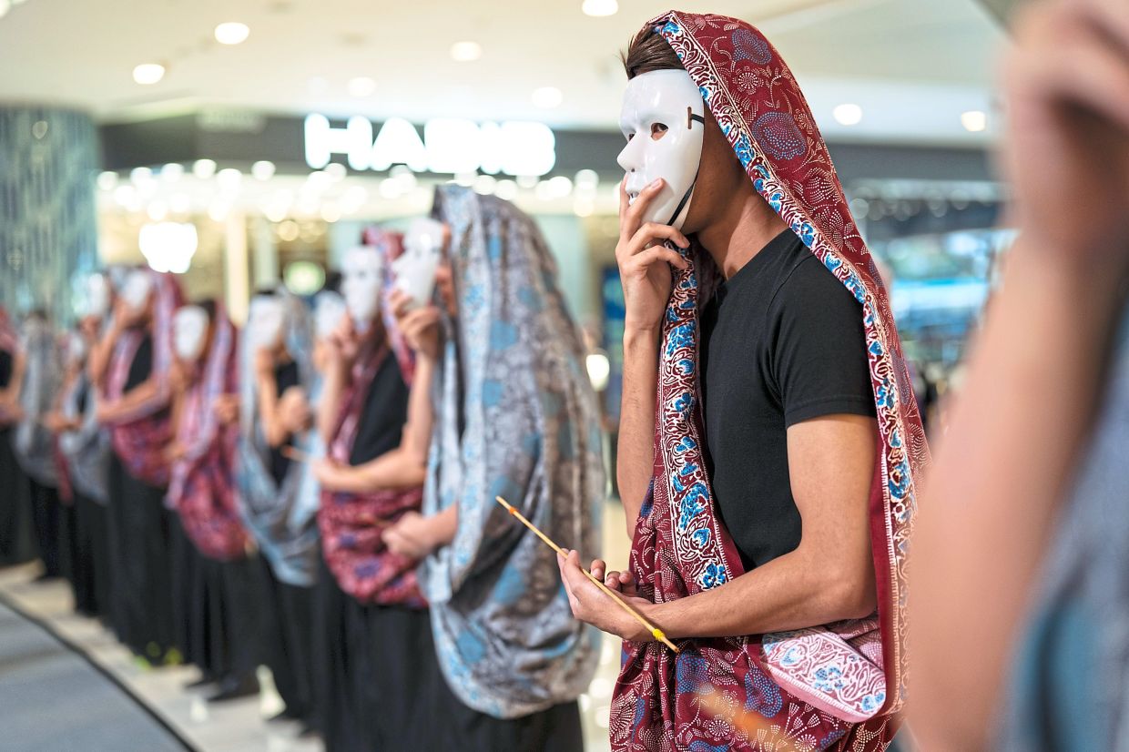 The Young KL Singers invites you on a mysterious journey with a selection of choral songs on folklore and folktale from South-East Asia. Photo: YSDAF