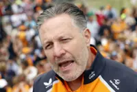 Motor racing-McLaren boss offers Brad Pitt second chance to hit 200 mph