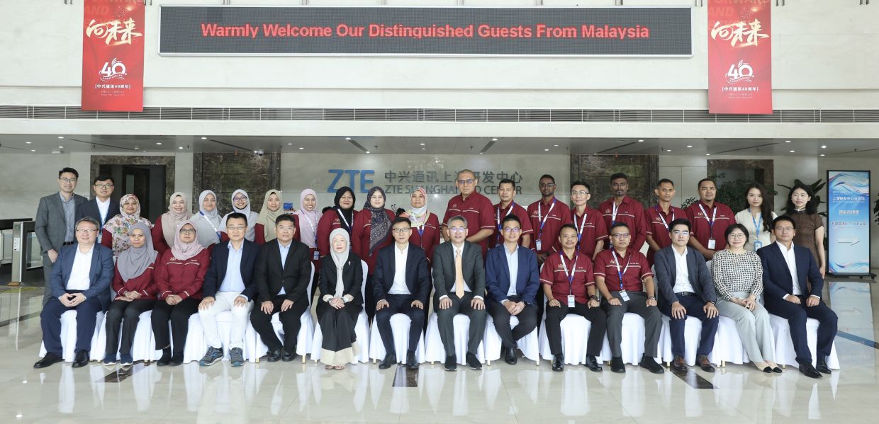 The Malaysian participants of the 'Shaping the Future-fit Public Services with Cybersecurity in AI Landscape' programme at ZTE in Shanghai, China.