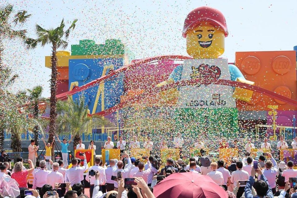 Chinas erstes Legoland öffnet in Shanghai für Touristen