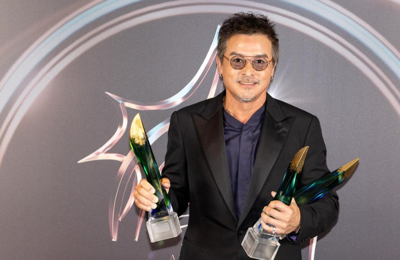 Der in Malaysia geborene Schauspieler Christopher Lee gewinnt bei den Star ...