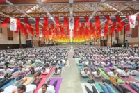 5,368 participants set new record for largest yoga meet in Serdang