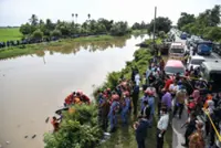 Six bodies in the car were of missing family, confirmed next of kin