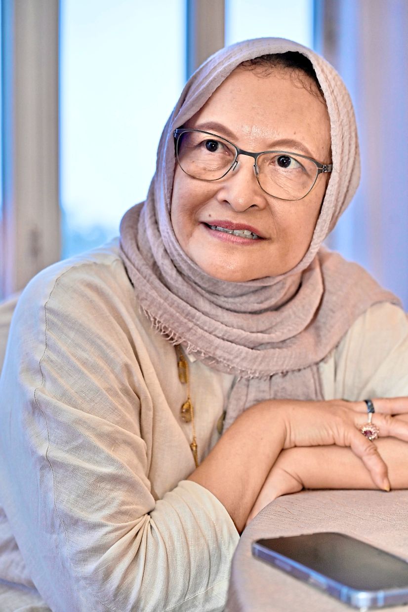 Almaz Salma is among the 20 narrators in the book by Prof Jamilah. 