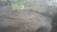 Flash flooding in New Mexico resort town traps dozens in homes and vehicles