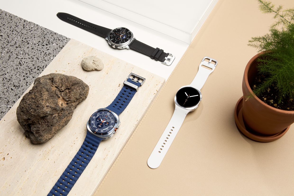 Also shown off at the latest Galaxy Unpacked were Samsung's new lineup of Galaxy Watches.