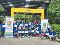 Buddies step up for bonding time on trail