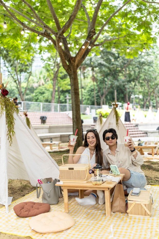 Guests were treated to curated picnic baskets, perfect for enjoying beneath their charming tipi tents.