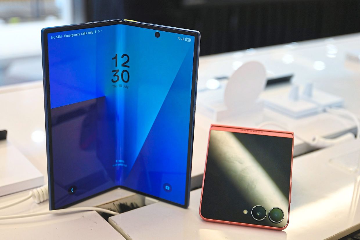 The Samsung Galaxy Z Fold7 (left) and Z Flip7 are bigger, slimmer and lighter, and leverage AI.
