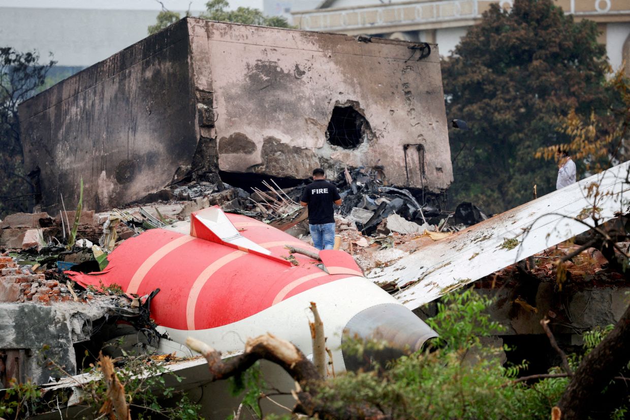 Fuel to Air India jet engines cut off moments before crash: probe | The ...