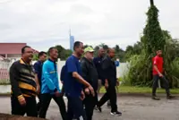 King walks 3.2km to inspect KL's Jalan Gallagher, highlights litter, clogged drains