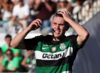 Soccer-Gyokeres to face disciplinary action after training absence, says Sporting president