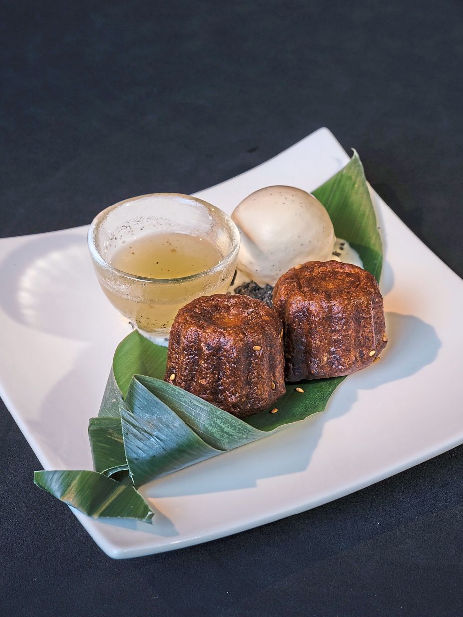Kabocha Bingka pays homage to a local ‘kuih’.