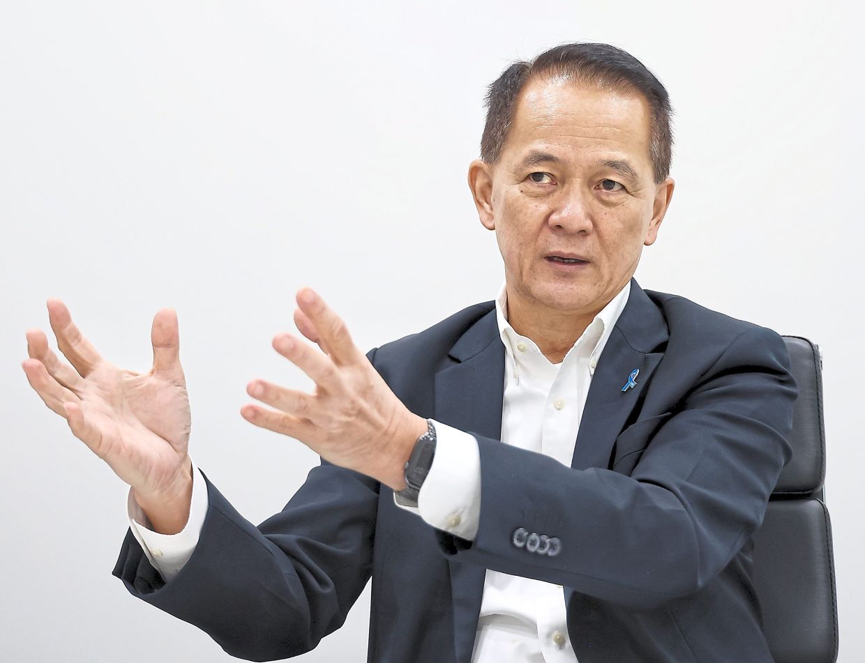 As Malaysia expands its 5G network, Linbelieves that there is more potential now for advanced tech to be adopted locally for the benefit of healthcare. — MUHAMAD SHAHRIL ROSLI/The Star