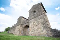The road to wealth? Why formerly Roman-populated areas remain richer