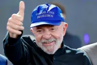 Lula's approval rating rises in Brazil after Trump threatens tariffs, poll shows