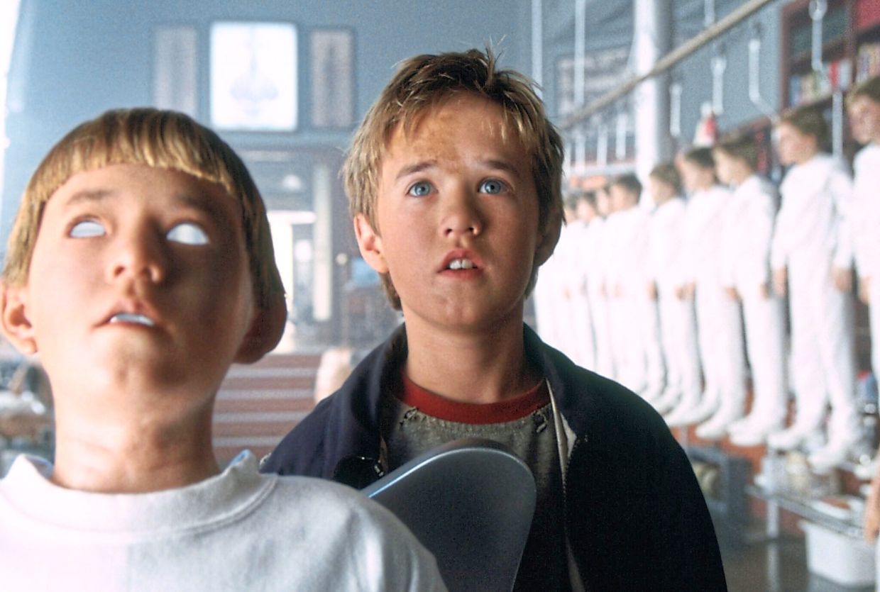 'A.I. Artificial Intelligence' is a movie on love, loss and what it means to be human through the eyes of a discarded humanoid robot.