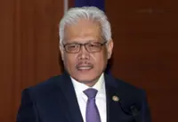 Bersatu appoints Hamzah Zainudin as election director