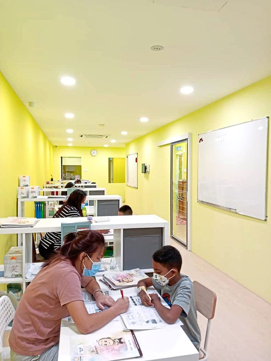 YelaoShr prioritises personalised learning to help every child progress at their own pace.