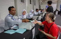 Thousands flock to police counters to settle summonses at National Unity Week in Penang