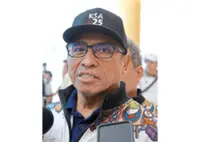Malaysia and Singapore forge public service ties
