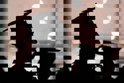 Recent college graduates in the US face the harsh reality of securing jobs