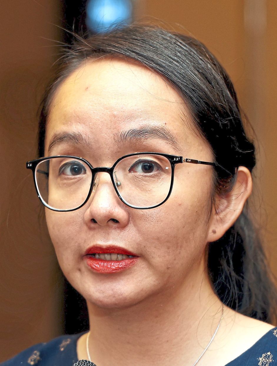 Ng chairs the Special Committee for Improvements of Care Services.