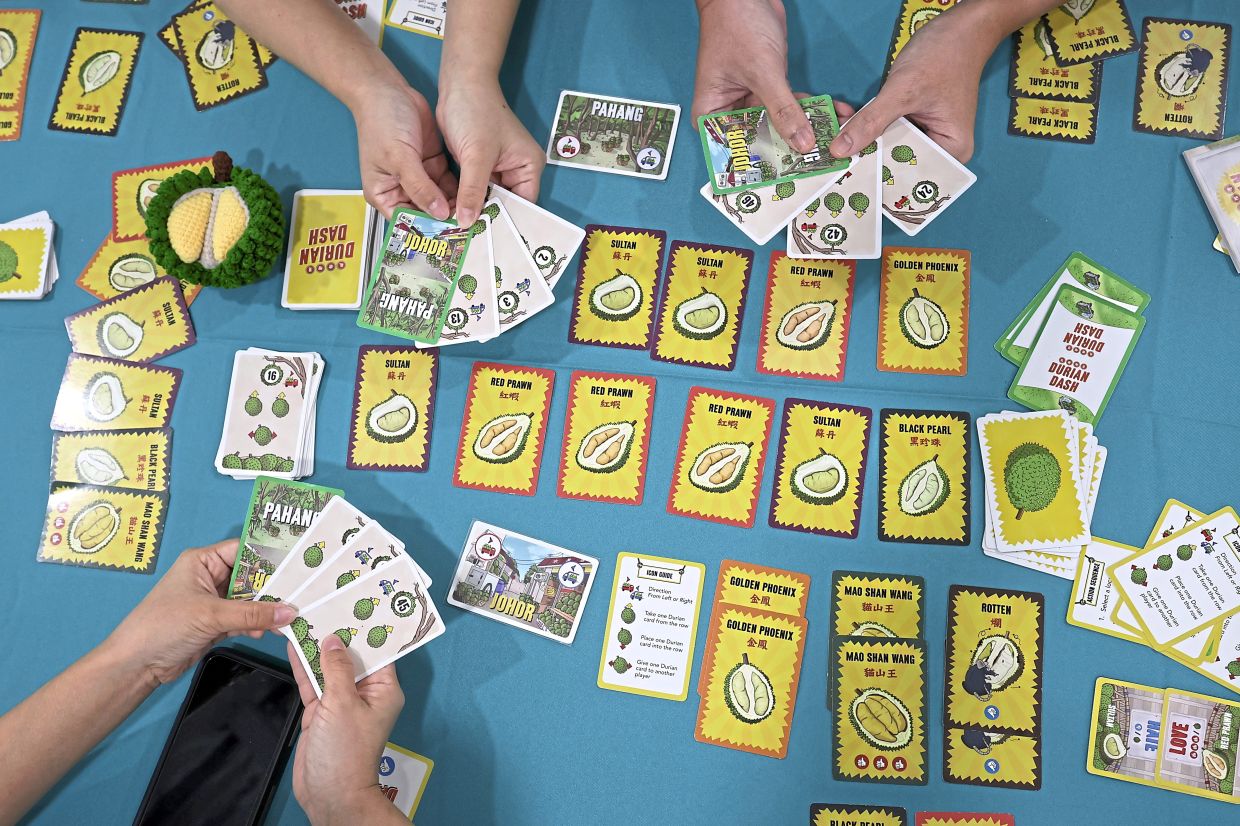 ‘Durian Dash’ by Origame gives players an insight into the import of our thorny delight, by sourcing popular varieties from farms while having to be wary of thorny setbacks to become the King of the King of Fruits.